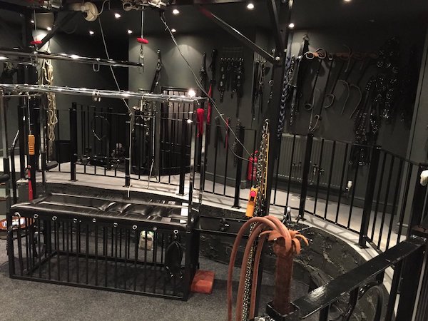 Chambers Of Depravation Leeds Dungeon Hire