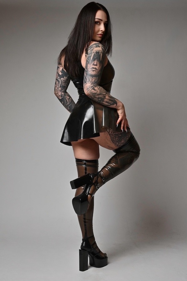 Mistress Jewell Fall & Winter FemDom Tours